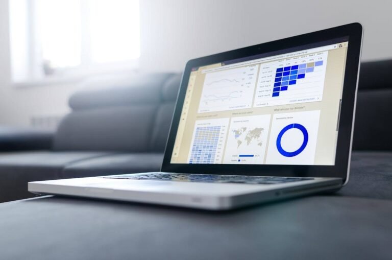 Cover image showing data warehousing in eCommerce analytics